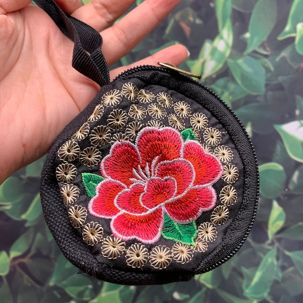 Embroider mini boho bag/ Artisan Bag / Monedero/coin bag/ Mini pouch/ Artesan Mexican pouch/ Bolsita artesana/ Mexican Coin purse/boho bag