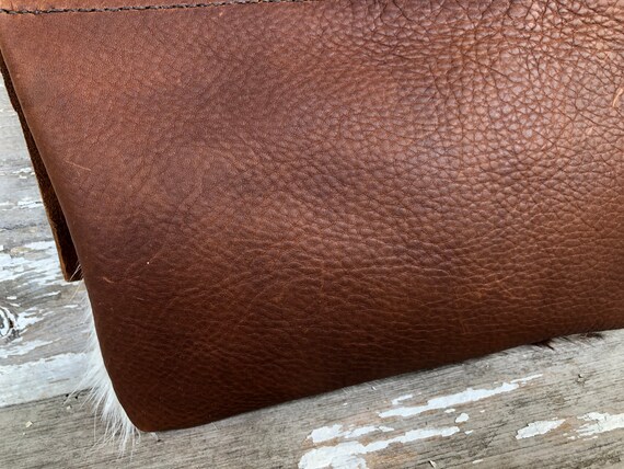 GUCCI Brown Distressed Leather Shoulder Bag | Leather shoulder bag, Gucci  pattern, Shoulder bag