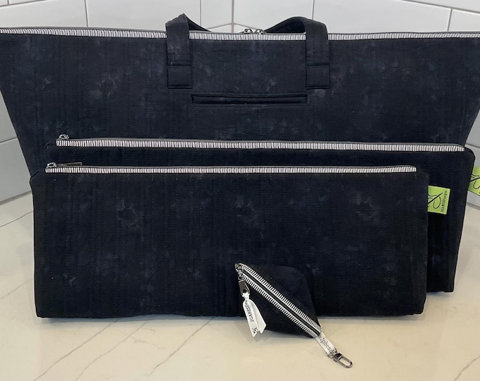 Featured listing image: Steph’s 4 piece Mahjong Tote All Set