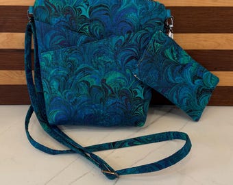 SET- Steph’s Double-Cross Pocket Purse with adjustable strap AND Matching Quilted Glasses case