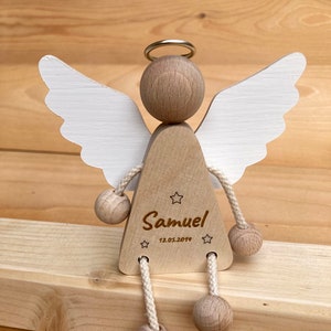 Personalisierter Kantenhockerengel mit Name Schutzengel aus Holz Engel Taufe Kommunion Konfirmation Bild 1