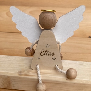 Personalisierter Kantenhockerengel mit Name Schutzengel aus Holz Engel Taufe Kommunion Konfirmation Bild 2