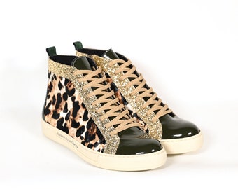 Animal print Frauen Turnschuhe Leopard print Sneakers Stiefel Damen Winterstiefel Einzigartige Turnschuhe Erstaunliche Schuhe Turnschuhe binden