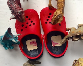 Naklejka na buty dinozaur, must have przedszkola