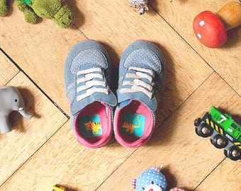Naklejki na buty do nauki KLEJU DO BIEGU. Naklejka przedszkole, tygrys, żółw, krokodyl