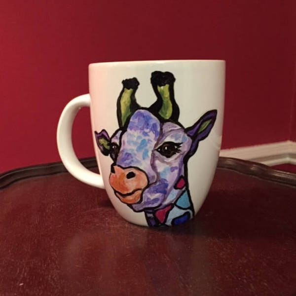 Whimsical giraffe mug. Giraffe coffee mug, Giraffe coffee cup. Whimsical giraffe. Hand painted giraffe mug. Art by Ana Peralta
