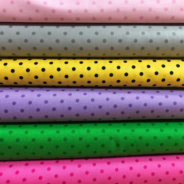 100% cotton polka dot, dotty, spot fabric. Timeless Treasures, Quilting, dressmaking, bags, children’s clothes.