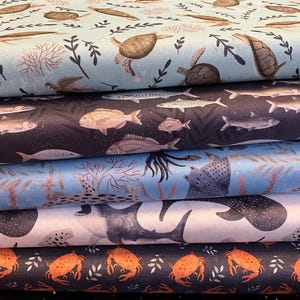 100% Baumwolle Unterwasserwelt Stoffpalette, Meer, Fisch, Krabbe, Hai, Schildkröte, Oktopus, Stachelrochen. Quilten. Material : Patchwork