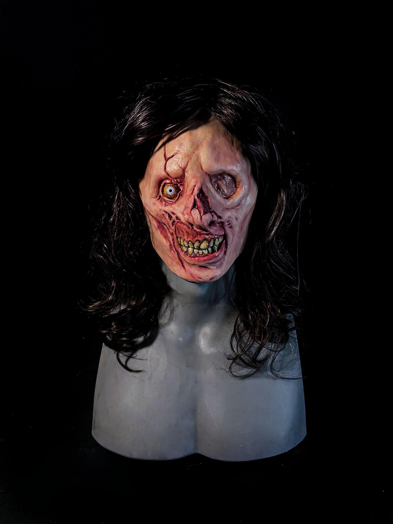 Vicky silicone mask/ Clown make up