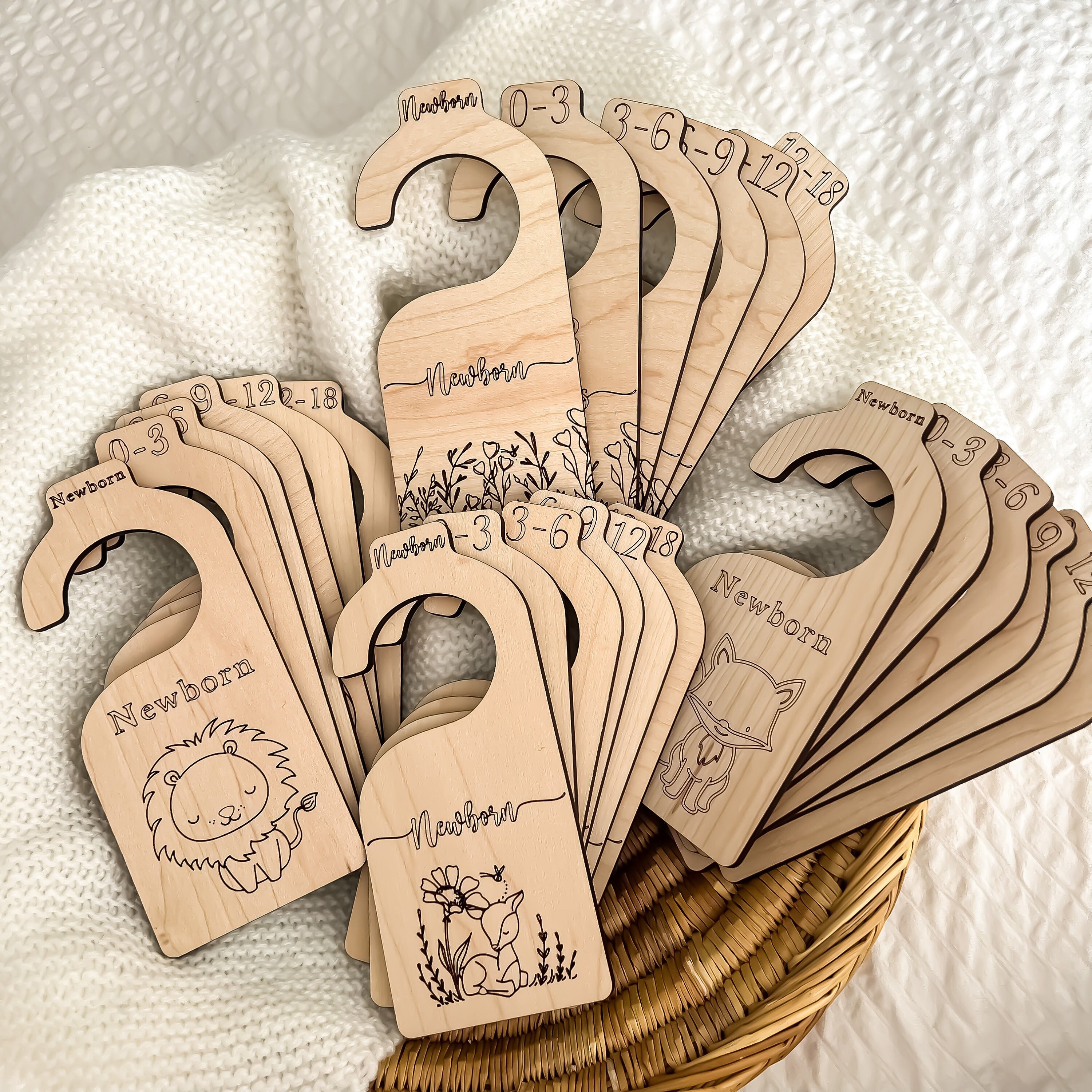 Baby Closet Dividers for Clothes Organizer - Set of 8 Beautiful Wooden  Double-Sided Baby Clothes Size Hanger Organizer from Newborn to 24 Months  for Boho Nursery Decor 