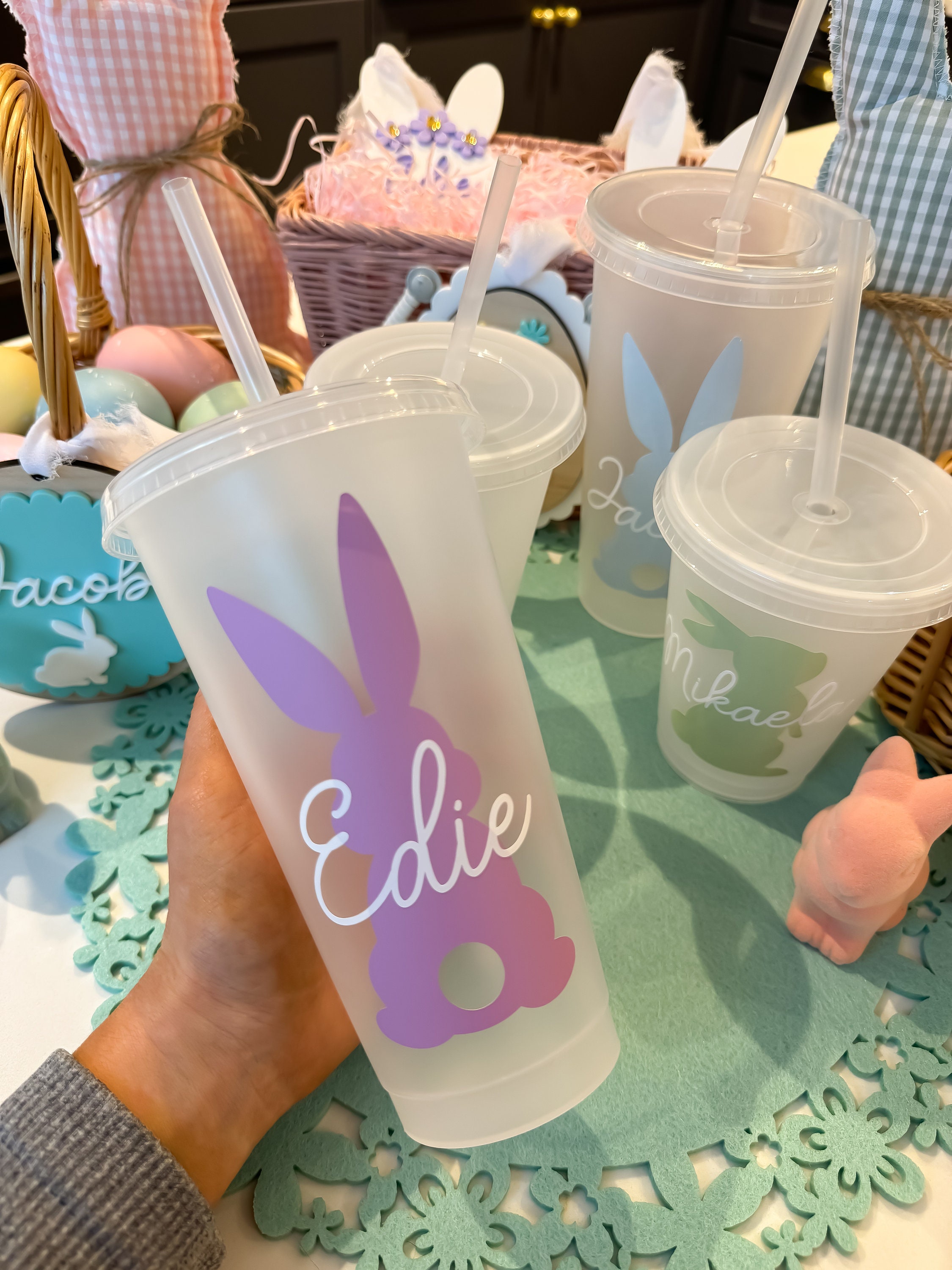 Personalisierte Oster-Kalttasse, Ostergeschenk, Ostergeschenk für Kinder, Osterkorbfüller, Ostereiersuche-Geschenk für Kinder, Osterhasen-Geschenk,