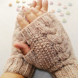 Braid Cable with Moss stitch Fingerless Mitts Knitting Pattern, Digital Download, PDF Knitting Pattern.