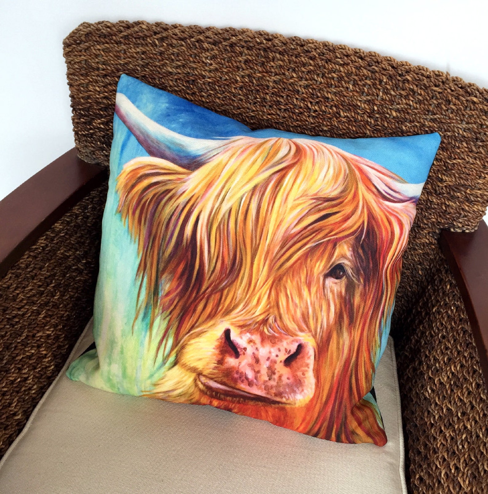 Highland Cow throw pillowcase or pillow. Design on the cushion Etsy