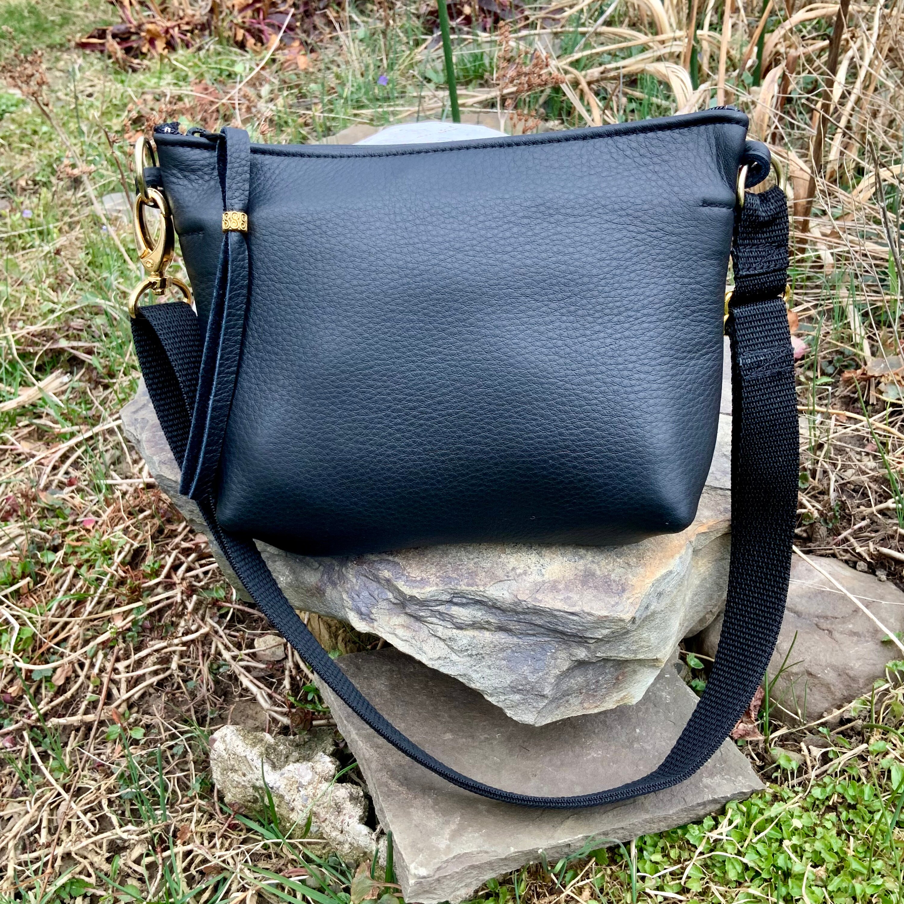 Black Leather Fannypack Metallic Gold Trim Waist Bag Belt 