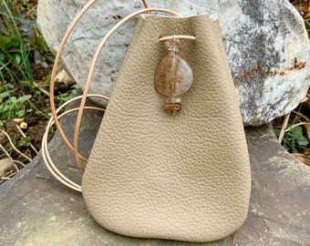 Large Medicine Bag Leather Pouch Cacoxenite Crystal Pouch Shaman Amulet Medicine Pouch Healing Crystal Metaphysical Gift Meditation Wicca