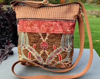 Autumn Color Crossbody Bag Boho Oriental Rug Chenille Tapestry Shoulder Bag Travel Bag Medium Size Everyday Bag Adjustable Strap Burgundy