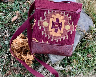 Kleine Burgunder Umhängetasche Türkische Chenille Orientteppich Wandteppich Reiseveranstalter Verstellbarer Riemen Minimalistisch