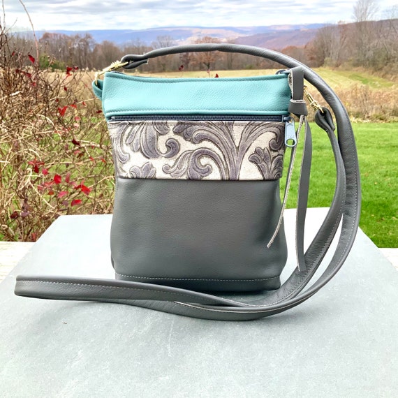 Small Leather Crossbody Bag Minimalist Shoulder Bag Tooled Western Italian Leather Zip Pockets Everyday Travel Bag Designer Organizer Bag Etsy Ireland