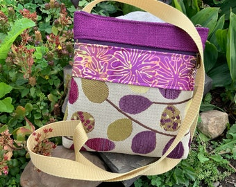 Medium Small Vegan Crossbody Shoulder Bag Travel Bag Small Purse Quality Upholstery Tapestry Adjustable Strap Everyday Fabric Bag Summer Bag