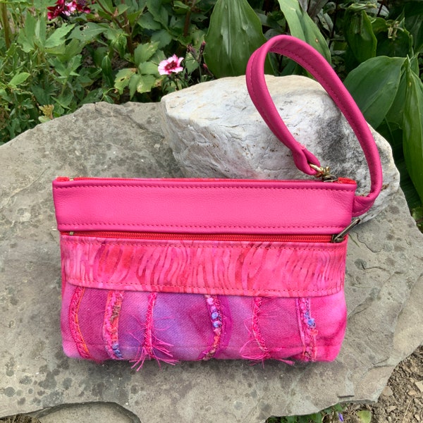 Medium Size Hot Pink Leather Wristlet Clutch Small Handbag Handpainted Felted Wool Everyday Evening Fiber Art Bag Gift for Her Designer Bag