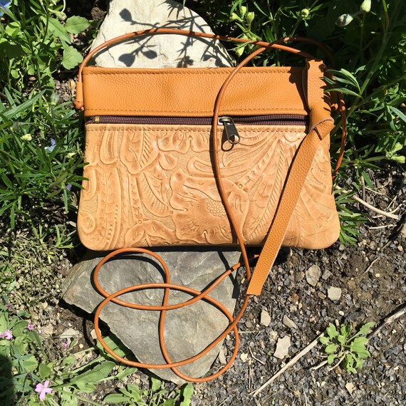 flat crossbody purse