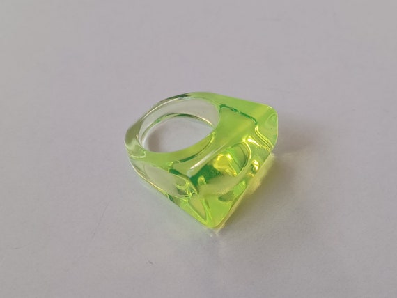 Fun Neon Yellow Asymmetric Plastic Ring - image 4