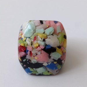 EXTRA LARGE - Colourful Confetti Resin Ring (Size XL)