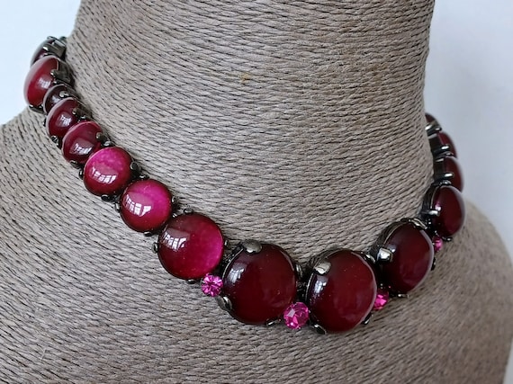 Extraordinary Raspberry-coloured Choker Necklace - image 2