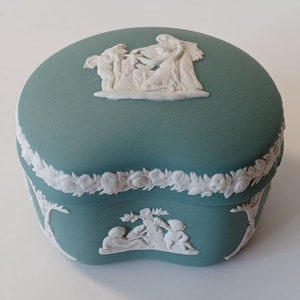 Elegant Teal Wedgwood Trinket Box