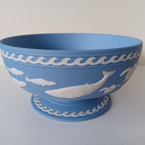 Wedgwood World Wildlife Fund-The Danbury Mint (strictly limited edition) Marine Bowl