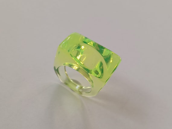 Fun Neon Yellow Asymmetric Plastic Ring - image 10