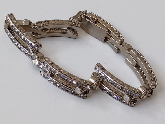 Stunning Channel-set Diamante Bracelet - image 10