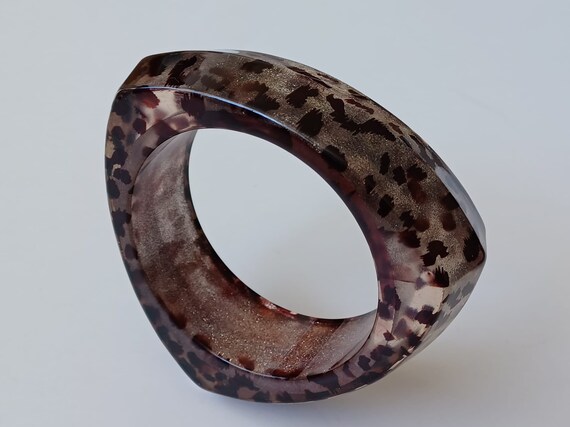 Chunky Triangular Leopard Print Glitter Bangle - image 7