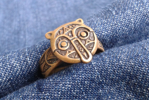 Unique 'Panther' Ring