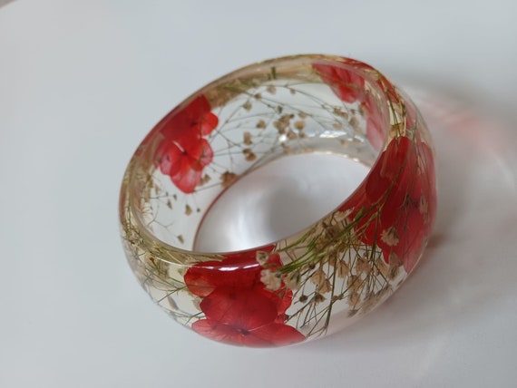 Fabulous Perspex Bangle with Vibrant Red Flowers - image 3