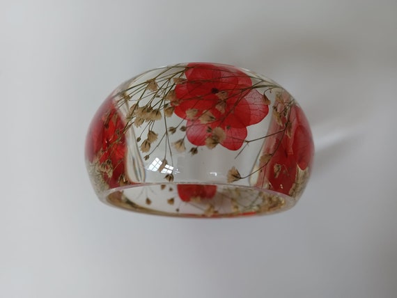 Fabulous Perspex Bangle with Vibrant Red Flowers - image 8