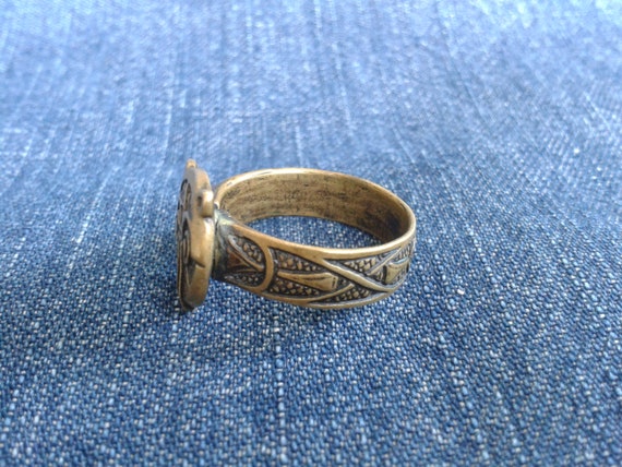 Unique 'Panther' Ring - image 5
