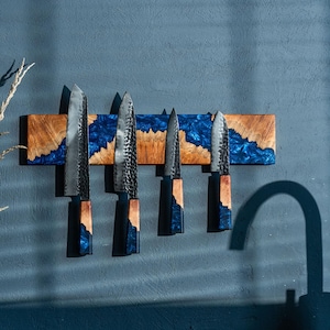Resin Wood Magnetic Knife Holder: Wall Mounted Chef Knife Display