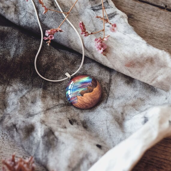 Synthetic opal deals necklace