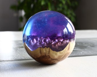Galaxy Resin Paperweight, Resin and Wood Hybrid Sphere, Resin Art Wood, Unique paperweight, Galaxy Design Paperweight