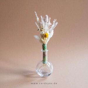 Dried flowers in a mini vase with individual engraving: Perfect as a wedding decoration or as a small gift image 5