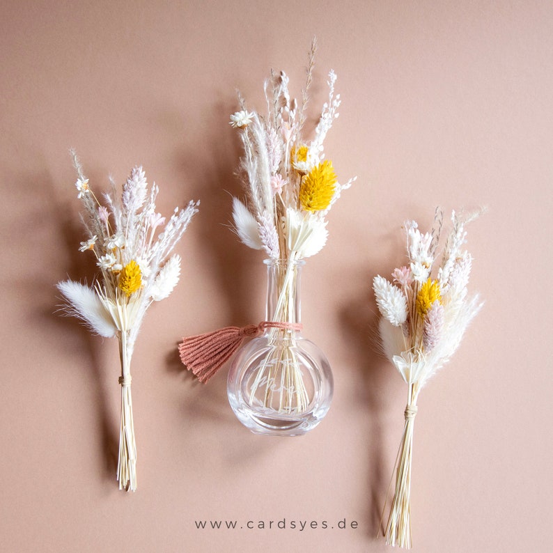 Dried flowers in a mini vase with individual engraving: Perfect as a wedding decoration or as a small gift image 7