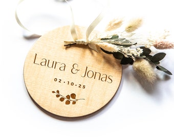 Ringkissen zur Hochzeit personalisiert, Ringhalter aus Holz mit Trockenblumen