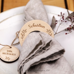 Personalisierte Serviettenringe, Namenskarten aus Holz
