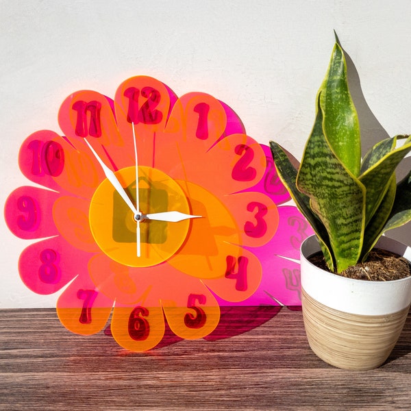 Horloge murale noire rétro UV des années 1970 inspirée des marguerites - horloge murale géniale - horloge rétro - horloge de chambre d'enfant - horloge de cuisine horloge rose vif