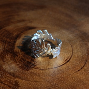 Oak Leaf Ring - Adjustable, unisex size 7-10 - Handmade in Canada - Botanical, Solid Sterling Silver - Ring for Men or Women