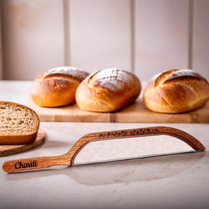 Custom Laser Engraved Bow Bread Knife - Ideal Gift for Sourdough Bread enthusiast