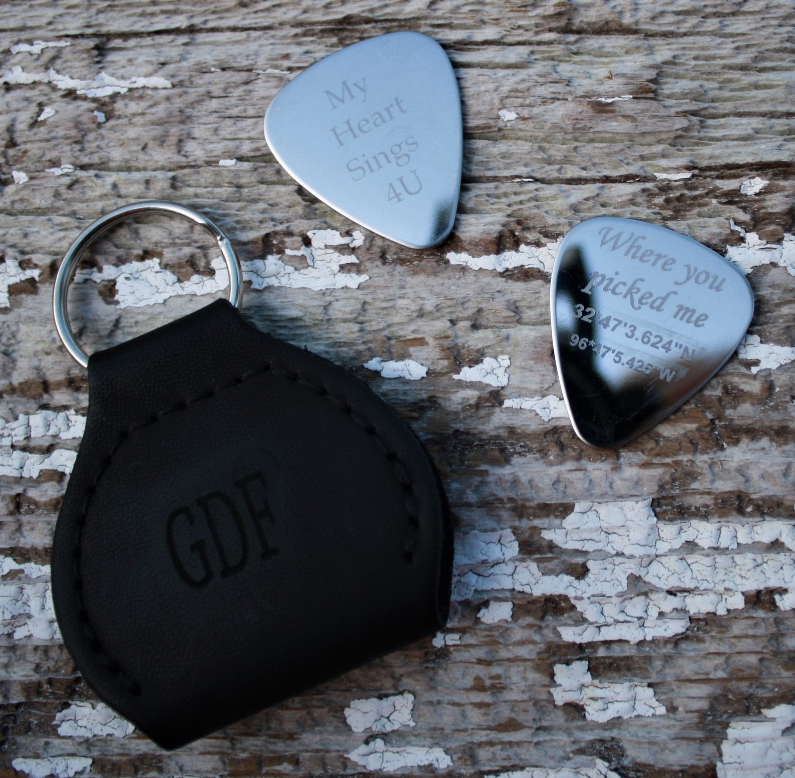 Personalized Guitar Pick With Leather Case Engraved Guitar Etsy
