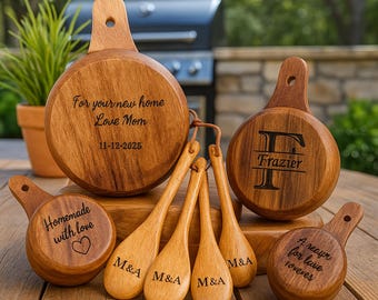 Personalized Wooden Measuring Cups and spoons set.   Available in Acacia wood or Beech wood