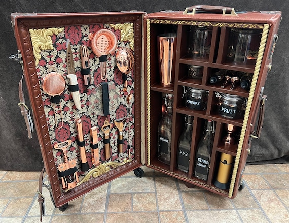 Vintage Style Portable Speakeasy Traveling Bar Case Chest Bartender - Etsy Vintage Style Portable Speakeasy Traveling Bar Case Chest Bartender - Etsy